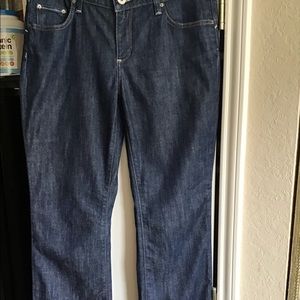 BANANA REPUBLIC JEANS : BOOT CUT CURVY FIT